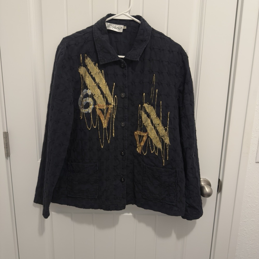 Victoria Women's Black Artsy‎ Blouse Crepe Type Gold Details Size Large